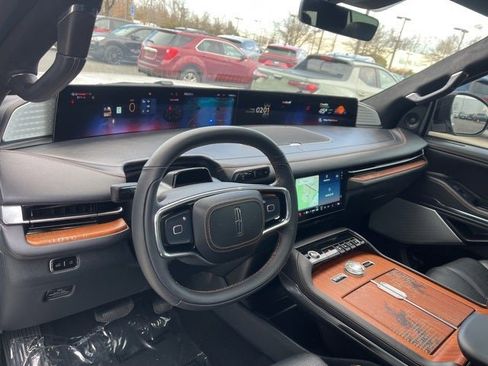 Used 2025 Lincoln Navigator L Black Label image 33