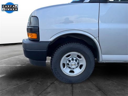 Used 2022 Chevrolet Express 2500 Work Van image 14