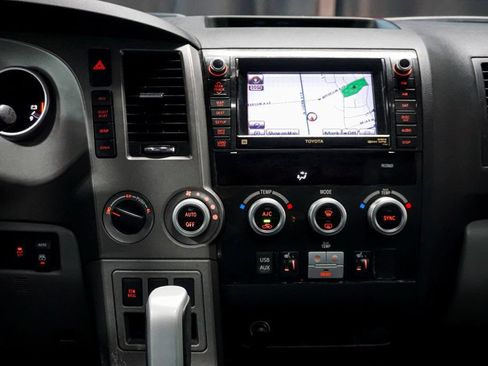 Used 2010 Toyota Sequoia Limited AWD/4WD image 9