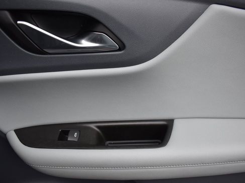 Used 2020 Chevrolet Blazer LT image 14