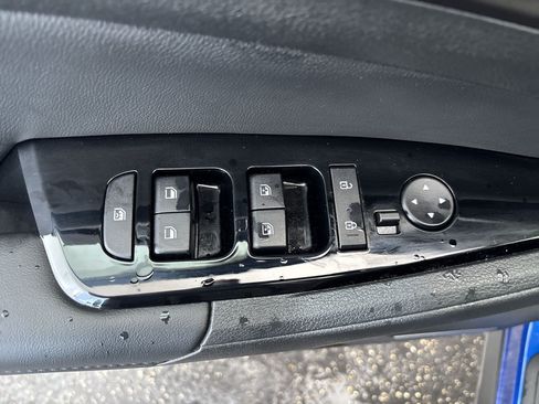 Used 2023 Kia Sportage EX FWD image 15