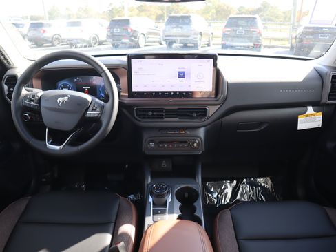 New 2025 Ford Bronco Sport Outer Banks image 33