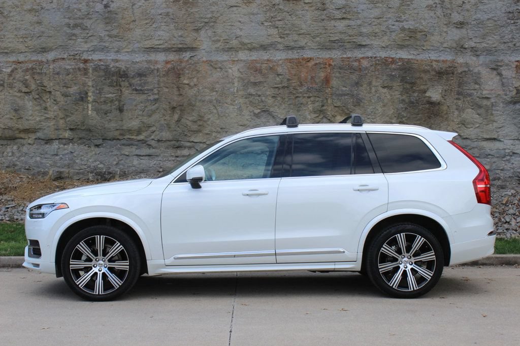 Used 2023 Volvo XC90 B6 Ultimate AWD/4WD image 2