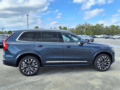 New 2026 Volvo XC90 B6 Plus image 8