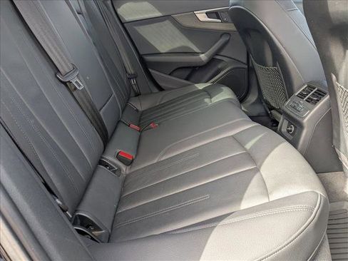 Used 2019 Audi A4 2.0T Premium w/ Convenience Package image 17