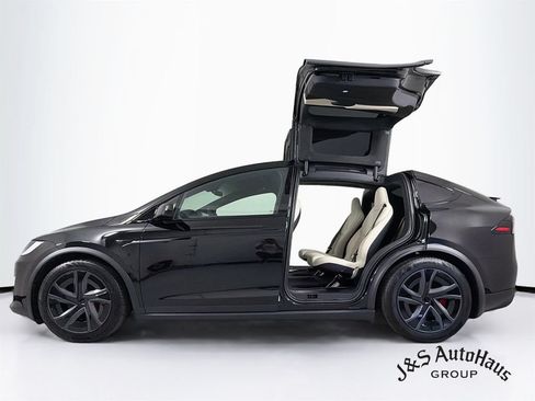 Used 2026 Tesla Model X Plaid AWD/4WD image 4