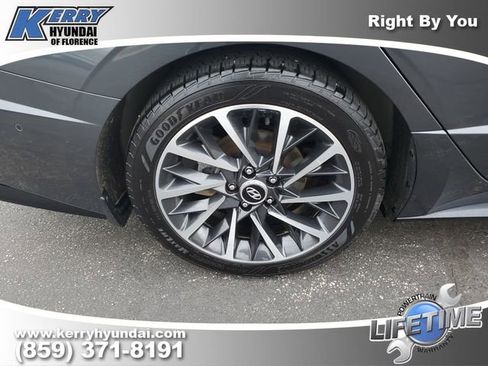 New 2026 Hyundai Elantra SE image 5