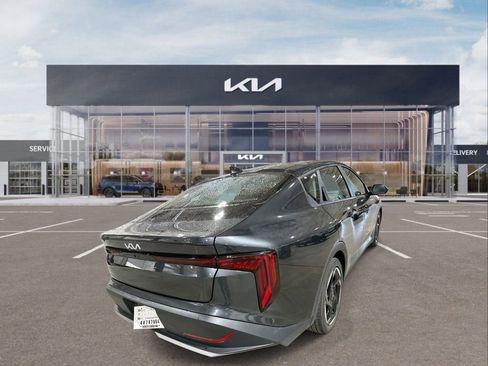 Used 2025 Kia K4 EX image 8