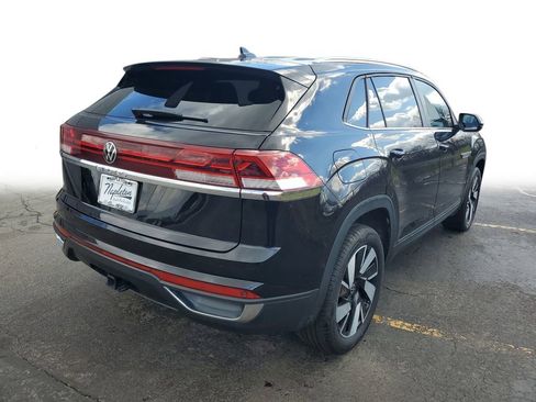 Used 2025 Volkswagen Atlas Cross Sport SE FWD image 7