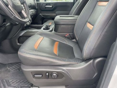 Used 2021 GMC Sierra 2500 AT4 w/ AT4 Premium Plus Package AWD/4WD image 14