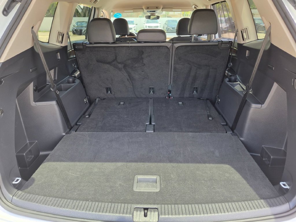 Used 2025 Volkswagen Atlas SE FWD image 27