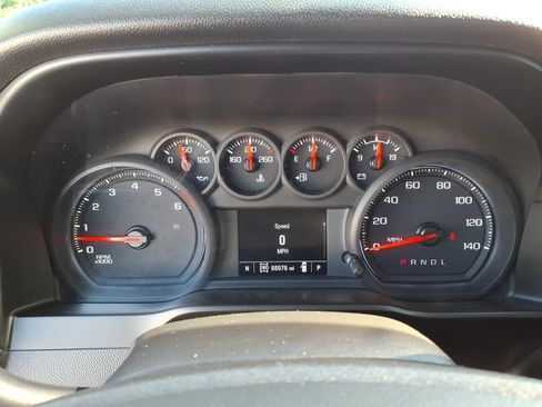 Used 2020 Chevrolet Silverado 1500 Custom Trail Boss w/ Custom Convenience Package AWD/4WD image 19