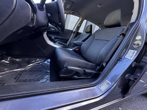 Used 2016 Honda Accord LX image 12