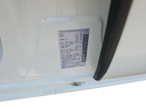 Used 2025 Nissan Frontier SV RWD image 28