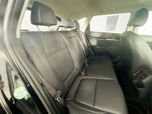 Used 2024 Kia Seltos EX image 28