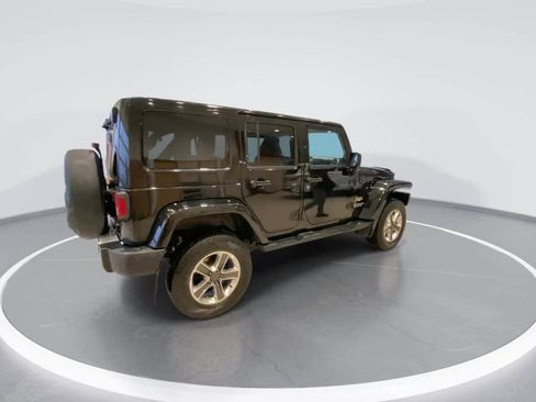 Used 2013 Jeep Wrangler Unlimited Sahara w/ Dual Top Group image 8