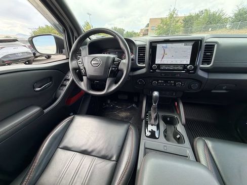 Used 2023 Nissan Frontier PRO-4X AWD/4WD image 18