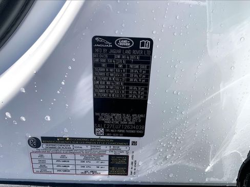 New 2026 Land Rover Defender 110 X-Dynamic SE AWD/4WD image 18