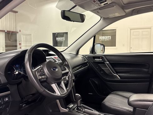 Used 2017 Subaru Forester 2.5i Touring w/ Popular Package #2 image 7