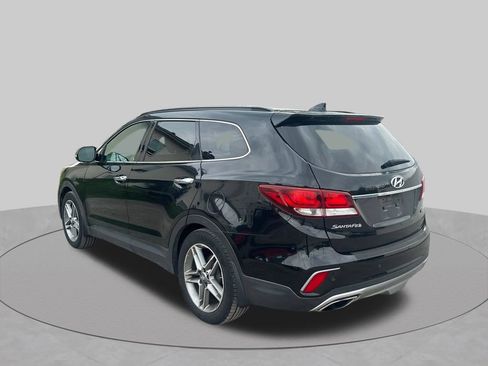 Used 2017 Hyundai Santa Fe AWD w/ SE Ultimate Tech Package 03 image 4