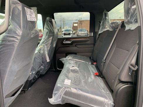 New 2026 GMC Sierra 2500 SLE image 25