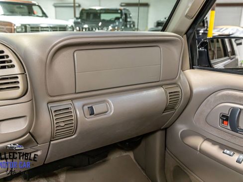 Used 1997 Chevrolet Suburban 2WD w/ Preferred Equipment Group 3 image 70