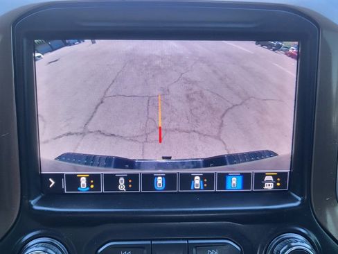 Used 2020 Chevrolet Silverado 2500 High Country w/ Z71 Off-Road Package image 32