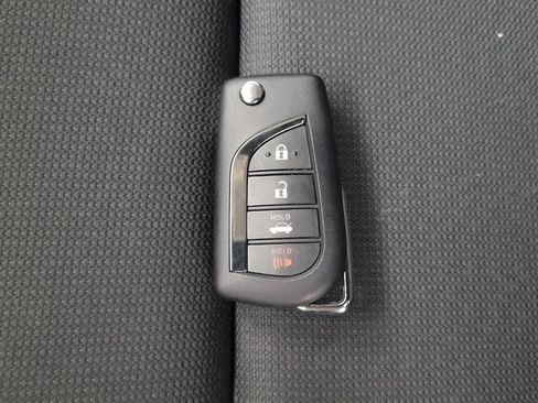 Used 2023 Toyota Corolla LE image 32