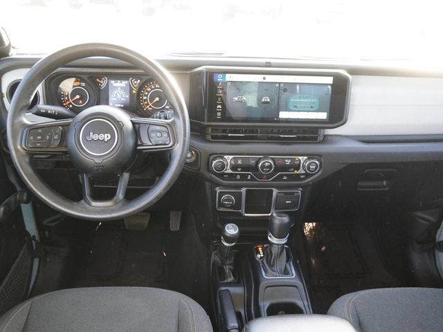 Used 2024 Jeep Wrangler Unlimited Sport AWD/4WD image 13