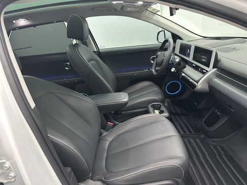 Used 2023 Hyundai Ioniq 5 Limited image 29