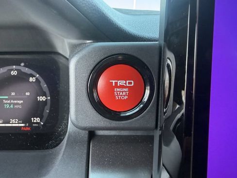 Used 2025 Toyota Tacoma TRD Sport RWD image 23