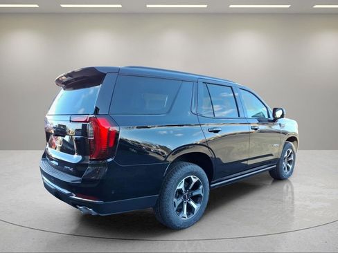 New 2026 GMC Yukon AT4 w/ AT4 Premium Package AWD/4WD image 3