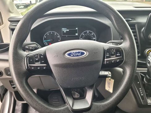 Used 2023 Ford Transit 250 image 22
