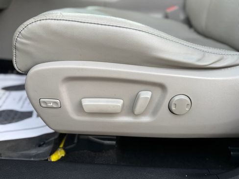 Used 2016 Toyota Highlander Limited Platinum image 21