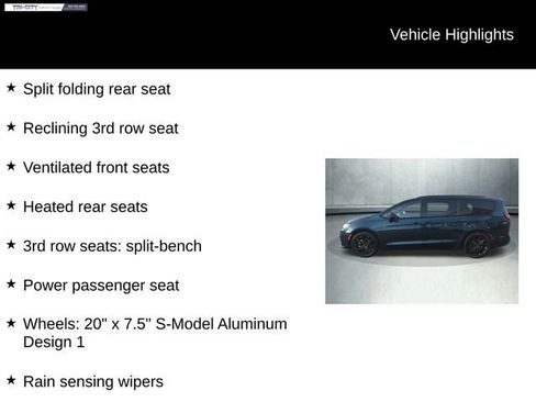 Used 2025 Chrysler Pacifica Limited image 29