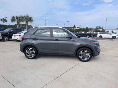 Used 2025 Hyundai Venue SEL