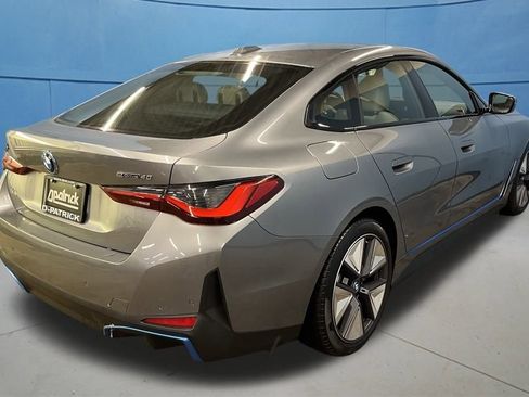 Used 2023 BMW i4 eDrive40 w/ Premium Package image 18
