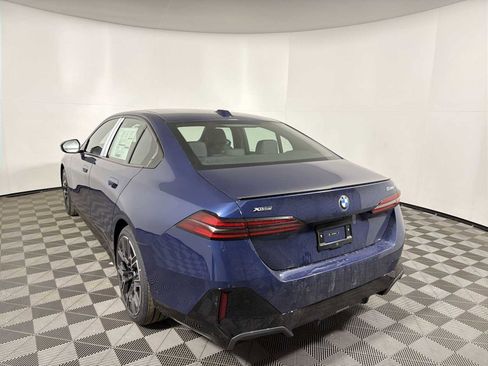 New 2026 BMW 530i xDrive w/ M Sport Package image 3