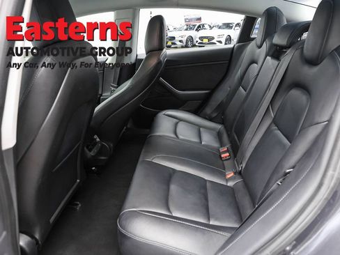 Used 2018 Tesla Model 3 Performance AWD/4WD image 16