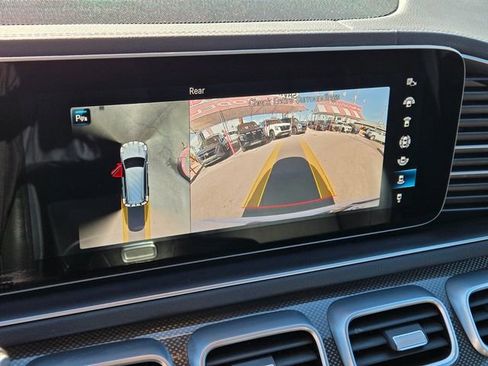 Used 2021 Mercedes-Benz GLS 580 4MATIC image 30