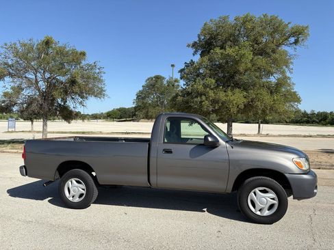 Used 2005 Toyota Tundra 2WD Regular Cab image 42