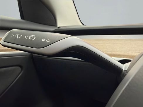 Used 2023 Tesla Model 3 Long Range image 17