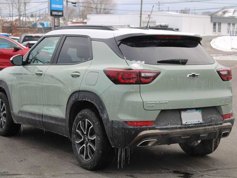 Used 2024 Chevrolet TrailBlazer ACTIV w/ Convenience Package image 3