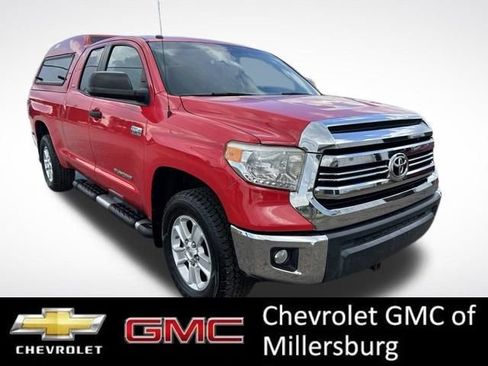 Used 2016 Toyota Tundra SR5 w/ SR5 Upgrade Package AWD/4WD image 1
