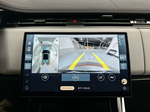 Certified 2025 Land Rover Range Rover Sport SE AWD/4WD image 28