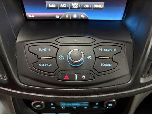 Used 2013 Ford Escape SE image 31