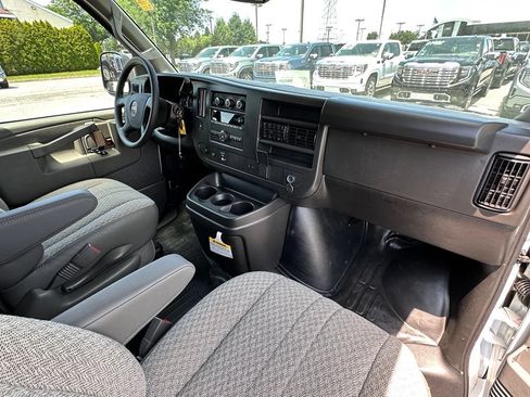 New 2026 GMC Savana 3500 Extended w/ Driver Convenience Package RWD image 12