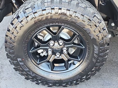 Used 2024 Jeep Wrangler Willys image 12