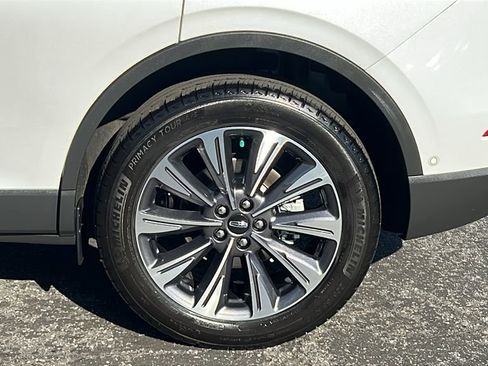 Certified 2022 Lincoln Corsair Reserve w/ Equipment Group 201A image 8