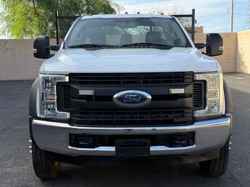 Used 2018 Ford F550 2WD Regular Cab Super Duty image 2